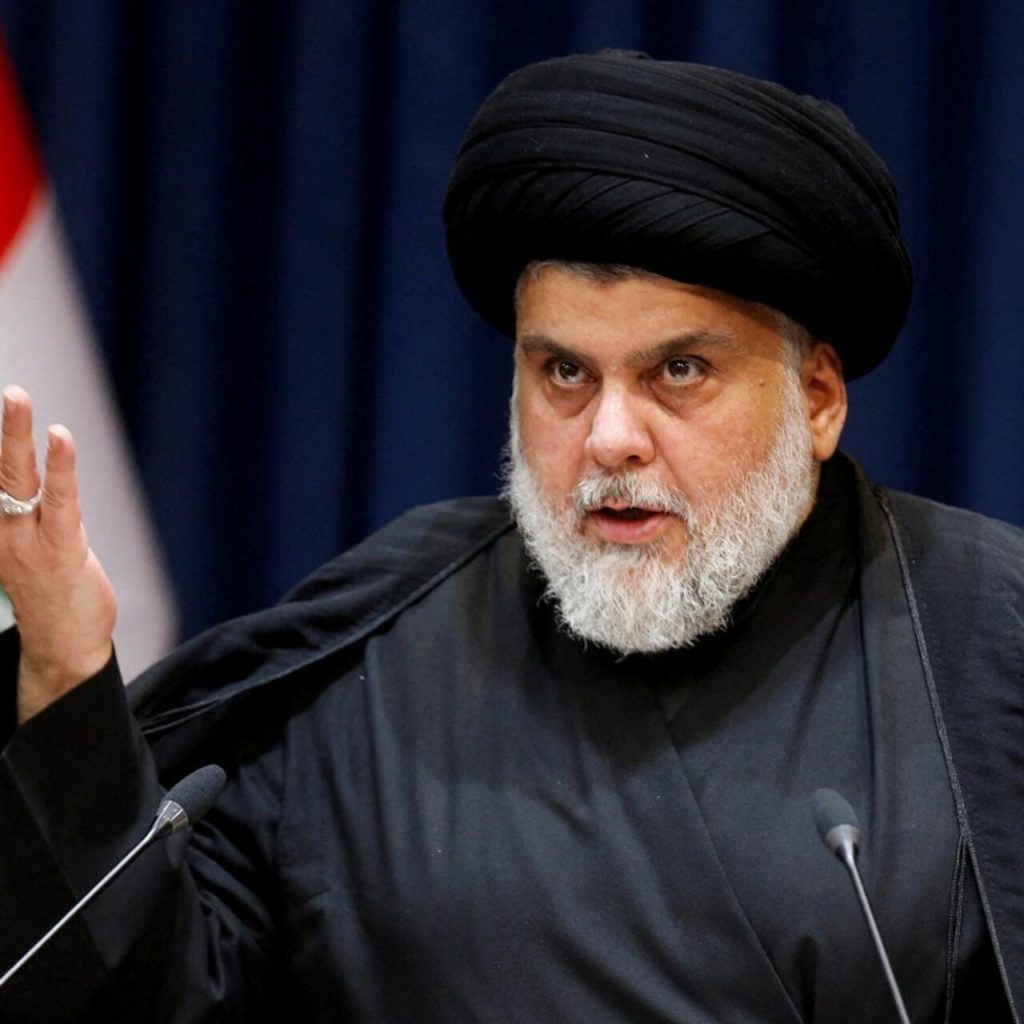 الصدر: لن أشارك في انتخابات عرجاء مادام الفساد موجوداً 2022 08 29T104738Z 1244823030 RC27PV9W21WQ RTRMADP 3 IRAQ POLITICS SADR