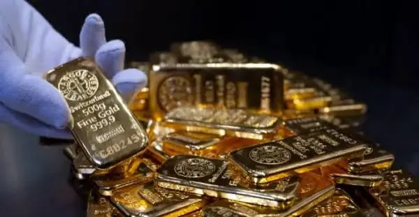 ارتفاع طفيف لأسعار الذهب عالميًا قبل خفض محتمل للفائدة الأمريكية 1760417497794 (1)