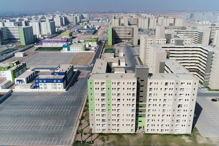 مجمع بسماية يغرق في التلوث وسط تهاون حكومي وتواطؤ صناعي 5c1de52c5793f