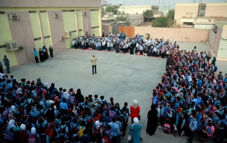 تحذيرات عاجلة: فيروس خطير يجتاح المدارس العراقية وموجة عدوى تهدد كبار السن والمرضى d0fa52e0-f443-4273-9336-6290abb33bd6