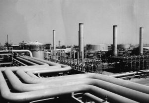 300px-Ras_Tanura_Refinery2