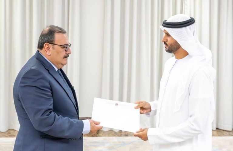 69dff0f14236042dfb73c351