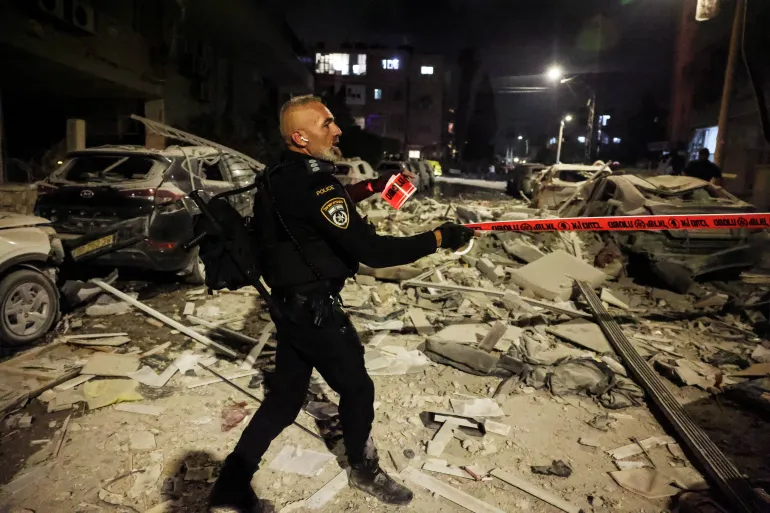 reuters_684e8d52-1749978450