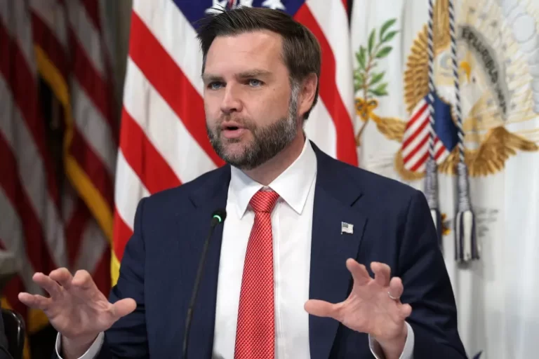 1JD-Vance-1785999218
